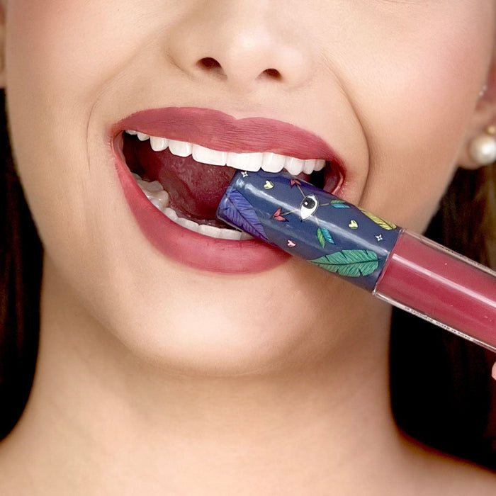 Yuya Matte Liquid Lipstick "Feliz, Feliz"
